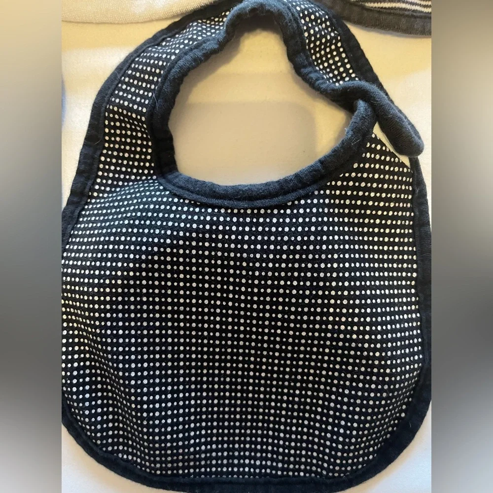 Koala Kids/Carters Black and White Baby Bib